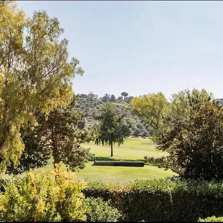 Apartment Hole 1 - Cozy Place On Castelgandolfo Golf Course